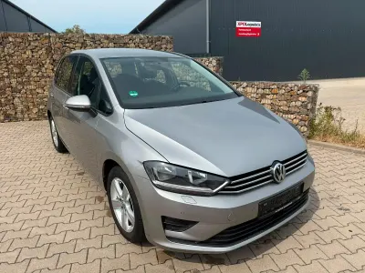 Gebraucht VW Golf Sportsvan 85 PS (62 kW) 2017 Silber Van / Kleinbus