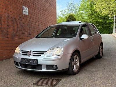 Second-hand VW Golf V 105 CP (77 kW) 2007 Argintiu Berlinǎ