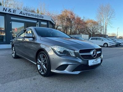 Gebraucht Mercedes CLA200 Shooting Brake Urban 156 PS (114 kW) 2015 Silber Kombi