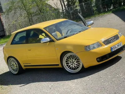 Brugt Audi S3 Sport 224 HK (164 kW) 2002 Gul Hatchback