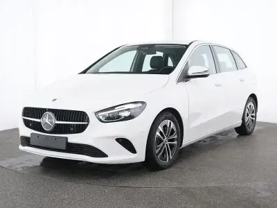 Używany Mercedes B200 Progressive 150 KM (110 kW) 2025 Biały Minivan