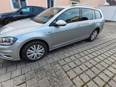 Gebraucht VW Golf VII Join 150 PS (110 kW) 2019 Grau Kombi