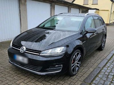 gebraucht VW Golf VII Lounge 1.6 TDI Automatik