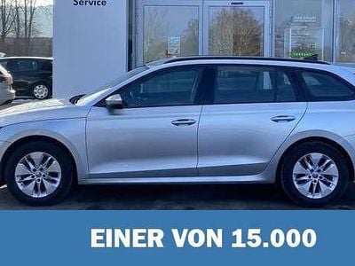 Używany Skoda Octavia 116 KM (85 kW) 2023 Srebrny Kombi