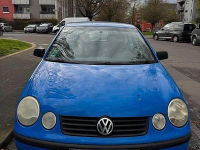 Gebraucht VW Polo 59 PS (43 kW) 2002 Blau Kleinwagen