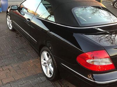 Gebraucht Mercedes CLK200 Avantgarde 184 PS (135 kW) 2009 Schwarz Cabrio