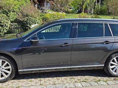 Usata VW Passat GTE 218 CV (160 kW) 2020 Grigio Station wagon