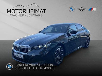 Gebraucht BMW 520 M Sport 197 PS (144 kW) 2025 Saphirschwarz metallic Limousine