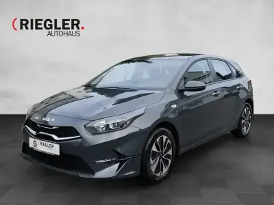 Gebraucht Kia Ceed Vision 140 PS (102 kW) 2025 Grün Kleinwagen