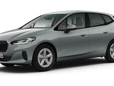 Grau Gebraucht 2025 BMW 220 Active Tourer Luxury Line Van / Kleinbus | 32.120 € (Guter Preis)