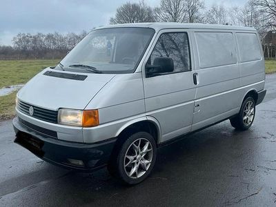 Gebraucht VW T4 77 PS (56 kW) 1995 Silber Van