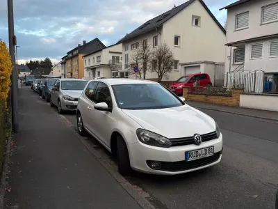 Second-hand VW Golf VI 80 CP (58 kW) 2009 Alb Hatchback