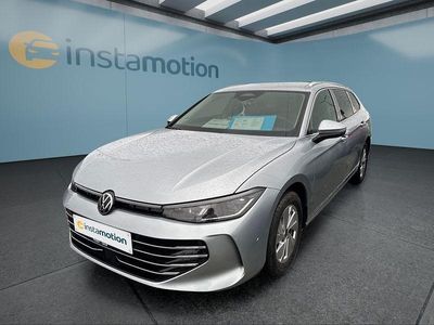 Gebraucht VW Passat 150 PS (110 kW) 2024 Silber Kombi