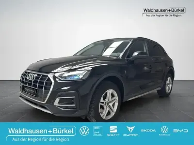 Gebraucht Audi Q5 Advanced 204 PS (150 kW) 2023 Brillantschwarz (metallic) SUV