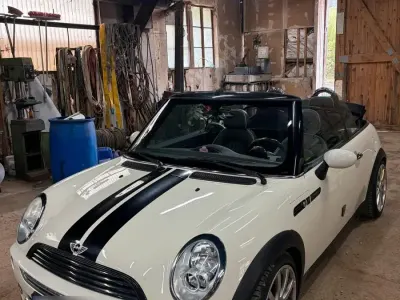 Gebraucht Mini Cooper Cabriolet 115 PS (84 kW) 2008 Beige Cabrio