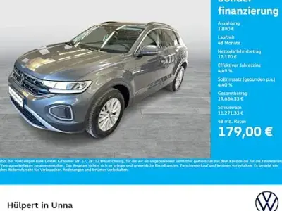 Käytetty VW T-Roc Life 110 HP (80 kW) 2023 Harmaa Katumaasturi