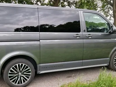 Gebraucht VW Multivan 204 PS (150 kW) 2017 Grau Van / Kleinbus
