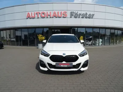 Gebraucht BMW 218 M Sport 136 PS (100 kW) 2023 Weiß Coupé
