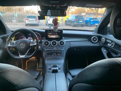 Grau Gebraucht 2016 Mercedes C250 AMG line Kombi | 16.000 € (Fairer Preis)