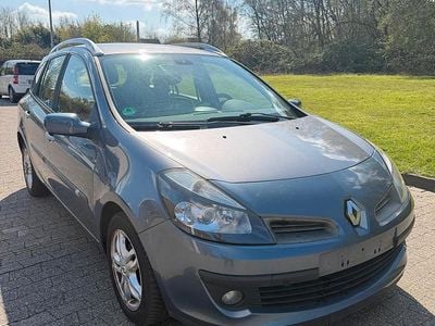 Gebraucht Renault Clio GrandTour 101 PS (74 kW) 2007 Grau Kombi