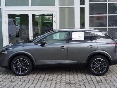 Gebraucht Nissan Qashqai Tekna 158 PS (116 kW) 2024 Grau SUV