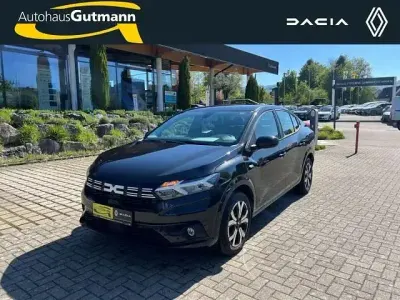 Gebraucht Dacia Logan 90 PS (66 kW) 2024 Perlmuttschwarz Limousine