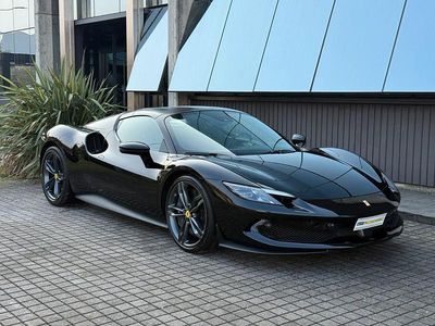 Gebraucht Ferrari 296 662 PS (486 kW) 2025 Schwarz Cabrio