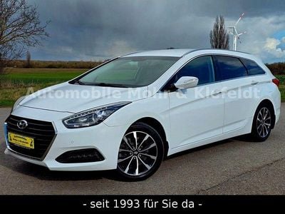 Gebraucht Hyundai i40 141 PS (103 kW) 2016 Weiß Kombi