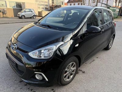 Gebraucht Hyundai i10 YES! 87 PS (63 kW) 2016 Schwarz Kleinwagen