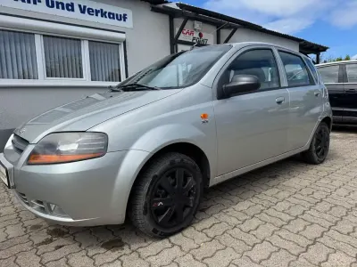 Käytetty Chevrolet Kalos SX 94 HP (69 kW) 2004 Harmaa Sedan