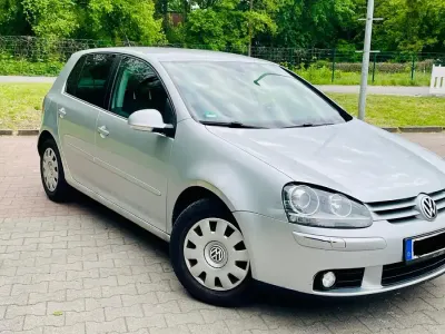 Gebraucht VW Golf V 140 PS (102 kW) 2007 Silber Limousine