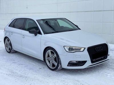 gebraucht Audi A3 A32.0 TDI Limousine quattro Attraction