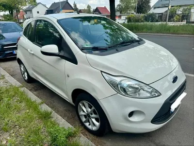 Gebraucht Ford Ka Cool & Sound Edition 67 PS (49 kW) 2015 Weiß Kleinwagen