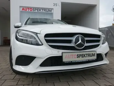 Gebraucht Mercedes C220 194 PS (142 kW) 2019 Weiß Kombi