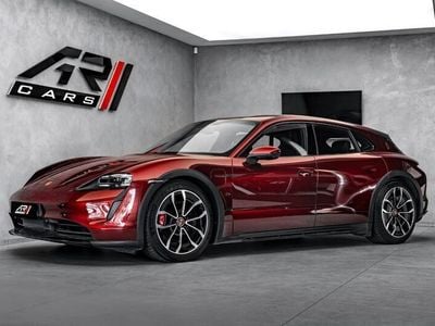 Second-hand Porsche Taycan Cross Turismo 419 kW (571 CP) 2021 Roșu Berlinǎ