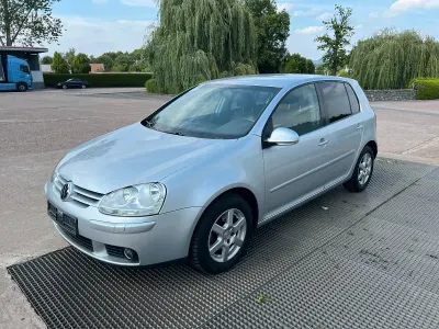 Gebraucht VW Golf V 102 PS (75 kW) 2007 Silber Limousine