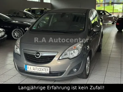 Gebraucht Opel Meriva Design Edition 120 PS (88 kW) 2011 Grau Van / Kleinbus