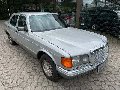 Gebraucht Mercedes 380 SE 204 PS (150 kW) 1982 Silber Limousine