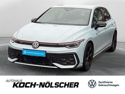Gebraucht VW Golf VIII GTI 265 PS (194 kW) 2024 Crystal ice blue metallic Limousine