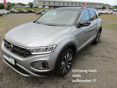 Gebraucht VW T-Roc Goal 150 PS (110 kW) 2025 Pyritsilber metallic SUV