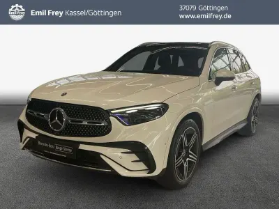 Gebraucht Mercedes GLC220 Premium 197 PS (144 kW) 2023 Manufaktur diamantweiß bright SUV
