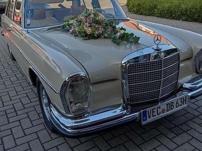 Gebraucht Mercedes S280 140 PS (102 kW) 1969 Beige Limousine
