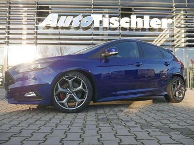 Gebraucht Ford Focus ST 250 PS (183 kW) 2016 Blau Kleinwagen