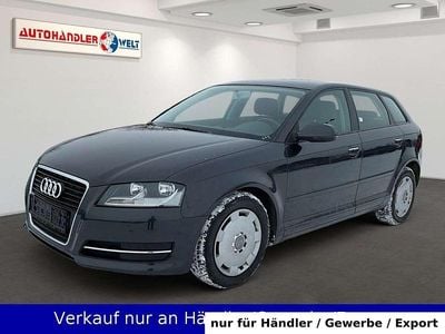 Grau Gebraucht 2011 Audi A3 Attraction Kleinwagen | 4.899 € (Guter Preis)