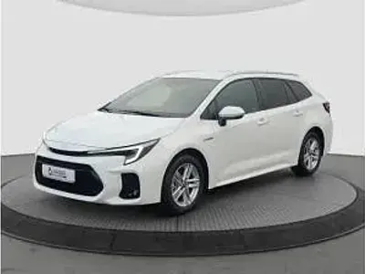 Neu Suzuki Swace Comfort+ 98 PS (72 kW) 2025 Weiß (platinum white pearl metallic (weiss)) Kombi