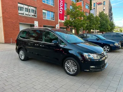Gebraucht VW Sharan 140 PS (102 kW) 2014 Schwarz Van / Kleinbus