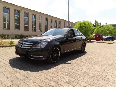 Gebraucht Mercedes C180 156 PS (114 kW) 2012 Schwarz Limousine