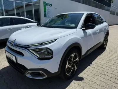 Gebraucht Citroën C4 PureTech 131 PS (96 kW) 2024 Okenitweiss metallic SUV