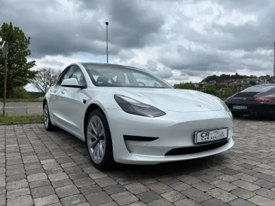 Usata Tesla Model 3 RWD 239 kW (325 CV) 2022 Bianco Berlina