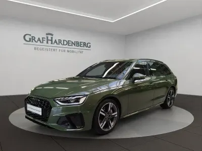 Gebraucht Audi A4 S-Line 204 PS (150 kW) 2023 Grün Kombi